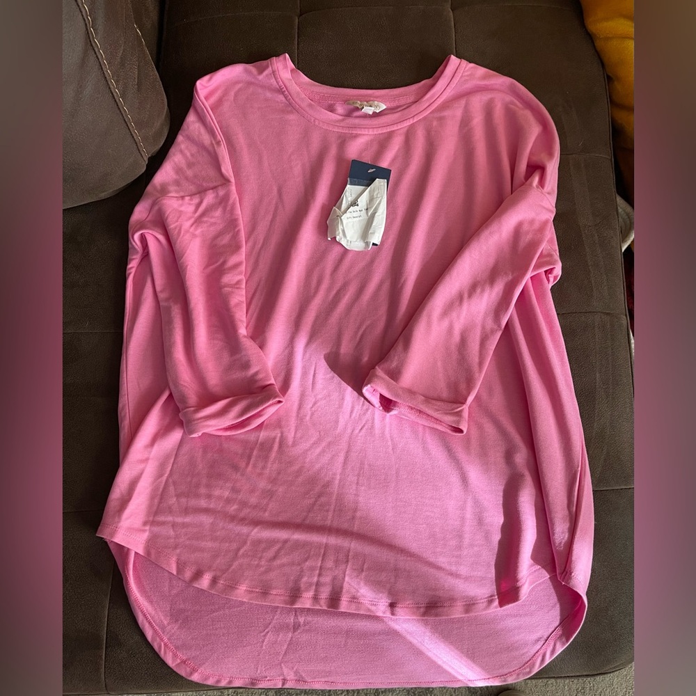 Crown & Ivy Pink Top